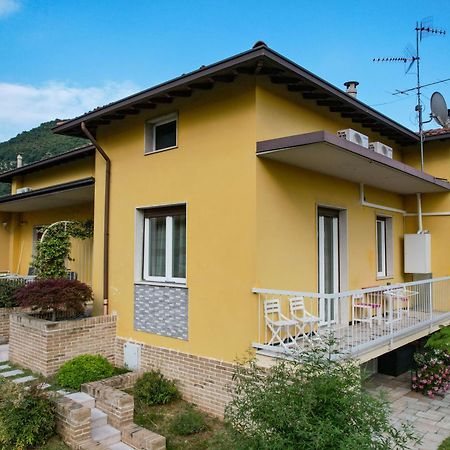 Ll Gelsomino Di Bazzani Lägenhet Villanuova sul clisi Exteriör bild