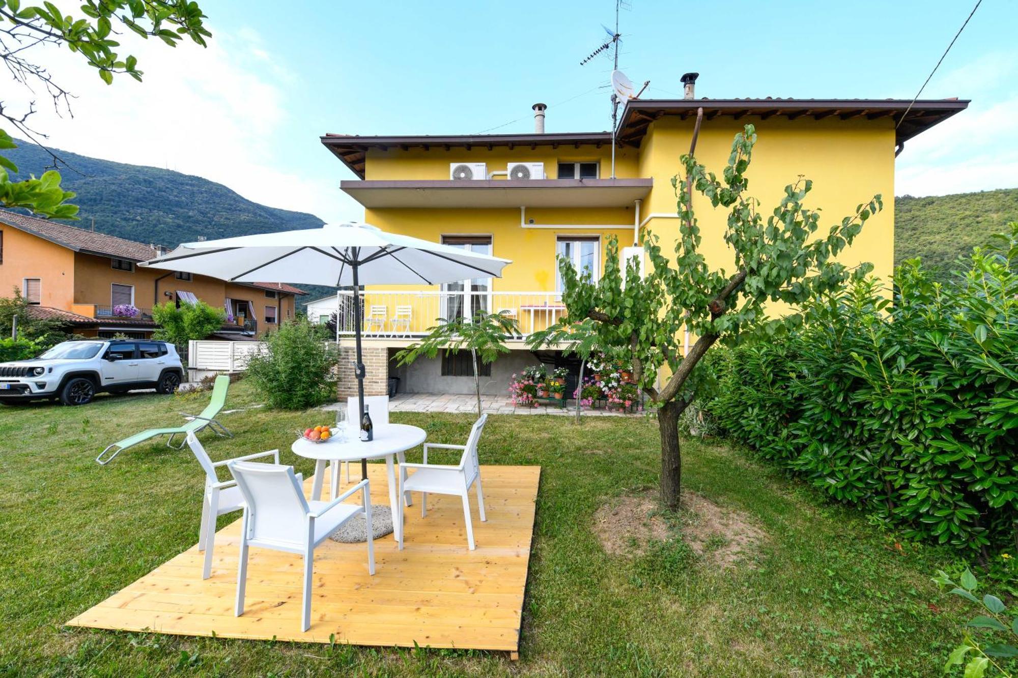 Ll Gelsomino Di Bazzani Lägenhet Villanuova sul clisi Exteriör bild